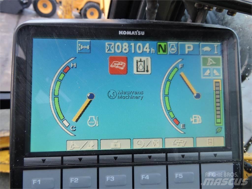 Komatsu PW98 Wielgraafmachines