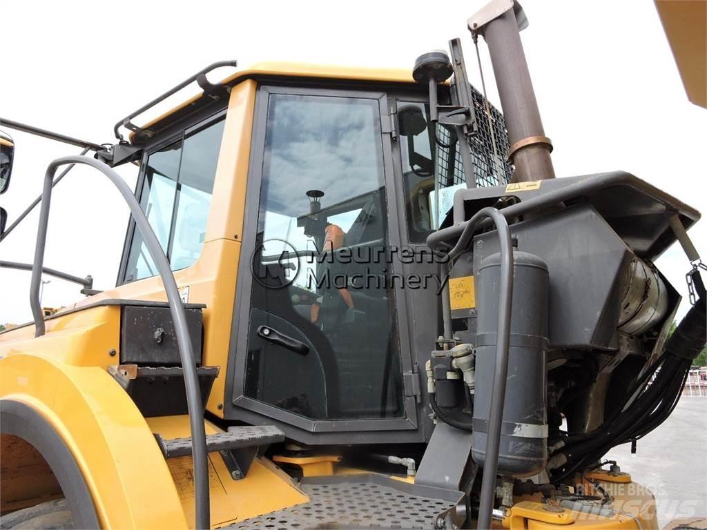 Volvo A25F Knik dumptrucks