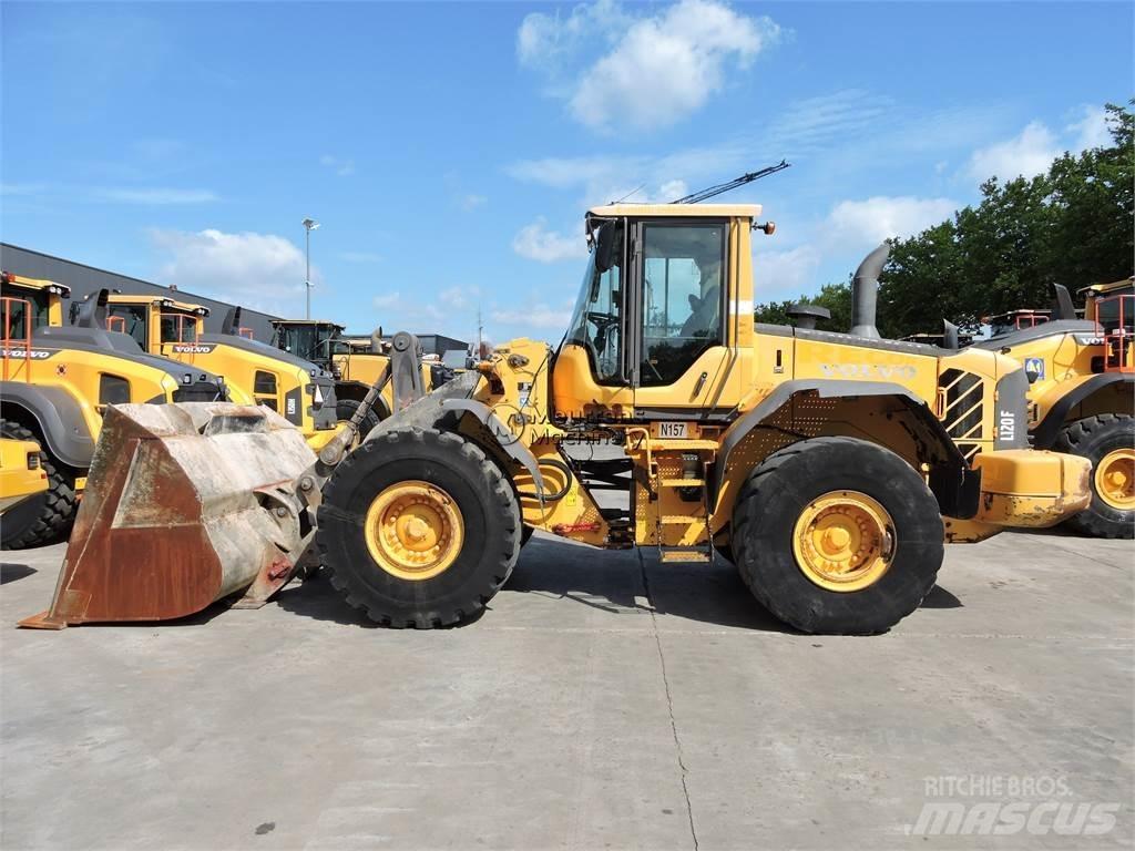 Volvo L120F Wielladers