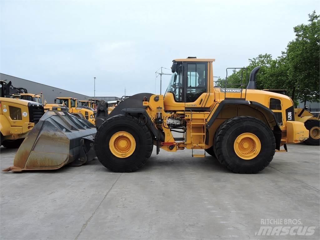 Volvo L250G Wielladers