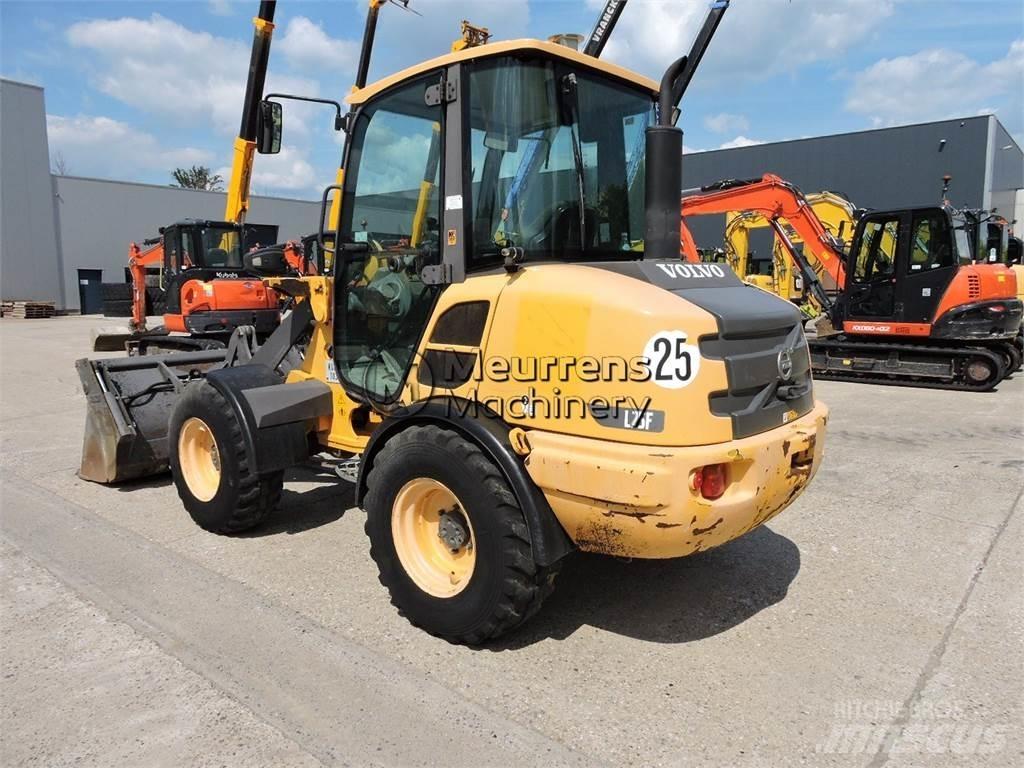 Volvo L25F + Fork Wielladers