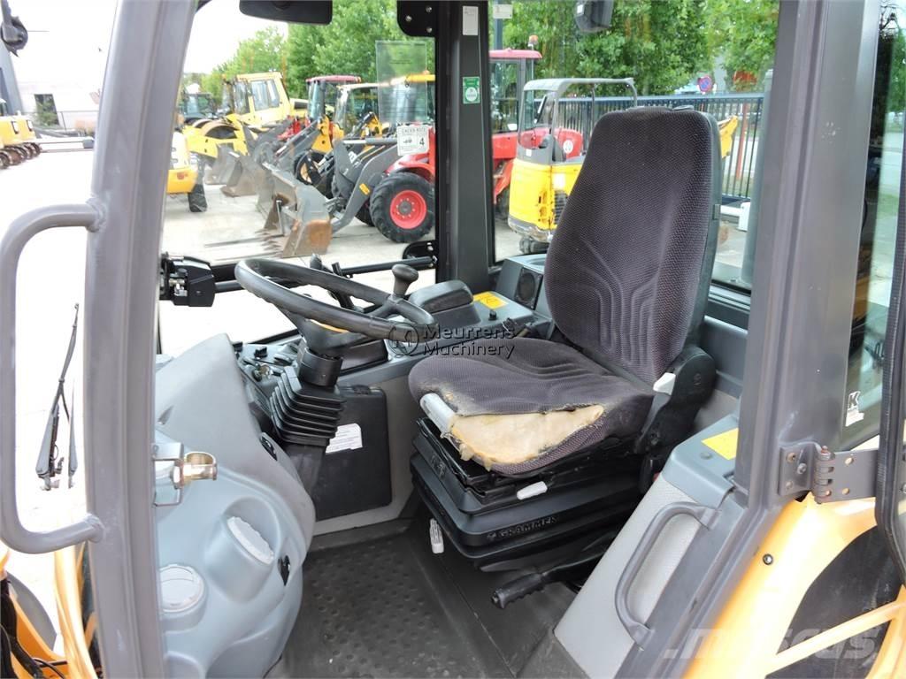 Volvo L25F + FORK Wielladers