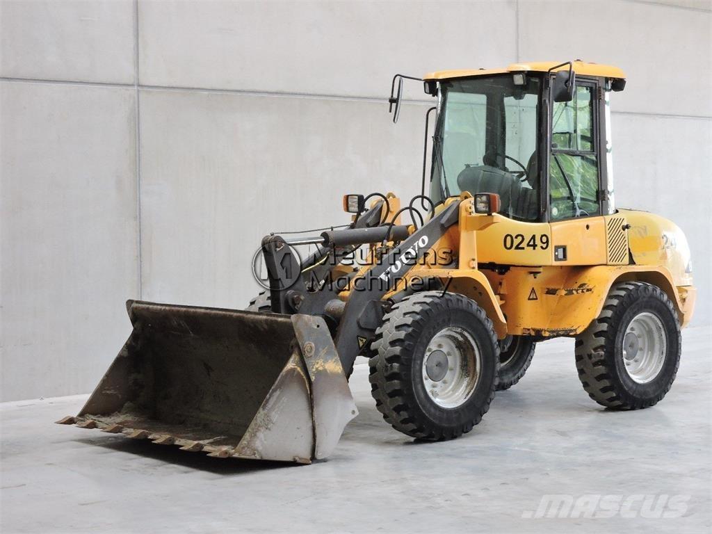 Volvo L30B Wielladers