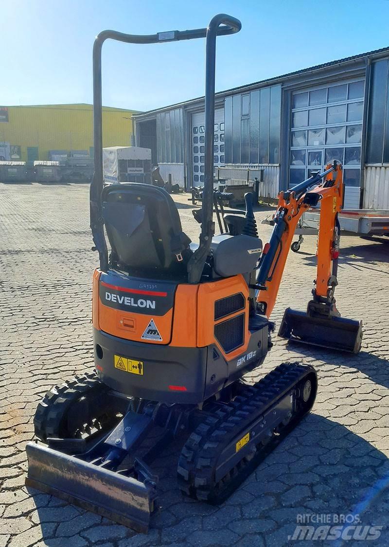 Develon DX 10Z-7 Minigraafmachines < 7t