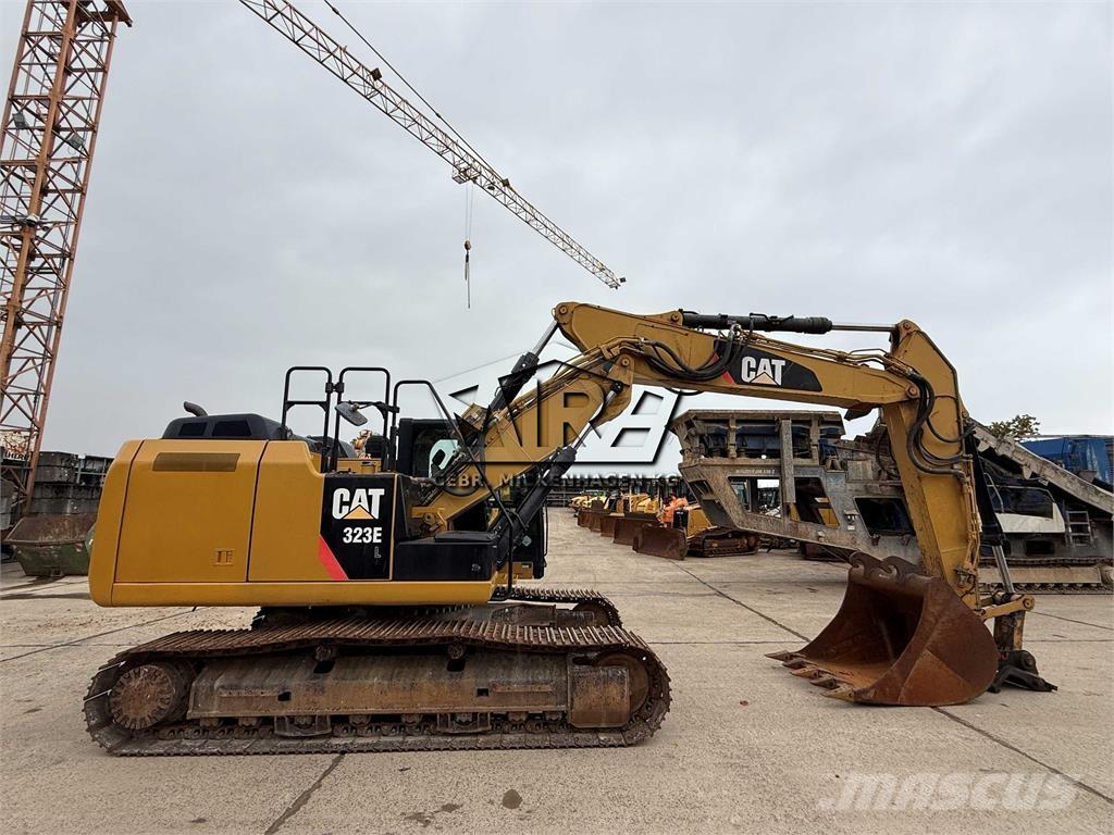 CAT 323 EL Rupsgraafmachines