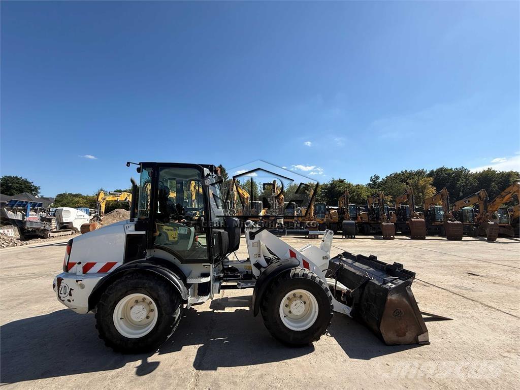 CAT 908 M Wielladers
