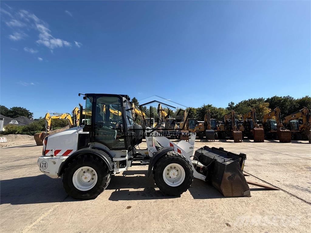 CAT 908 M Wielladers