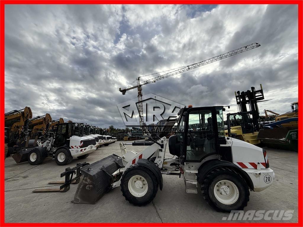 CAT 908M Wielladers