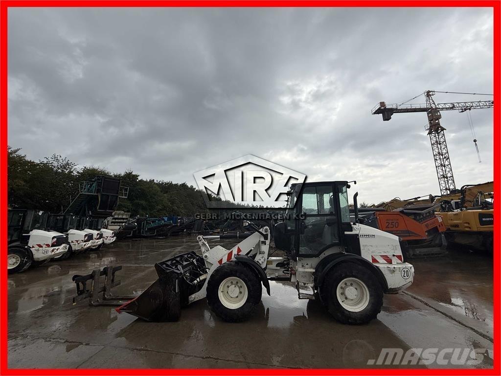 CAT 908M Wielladers