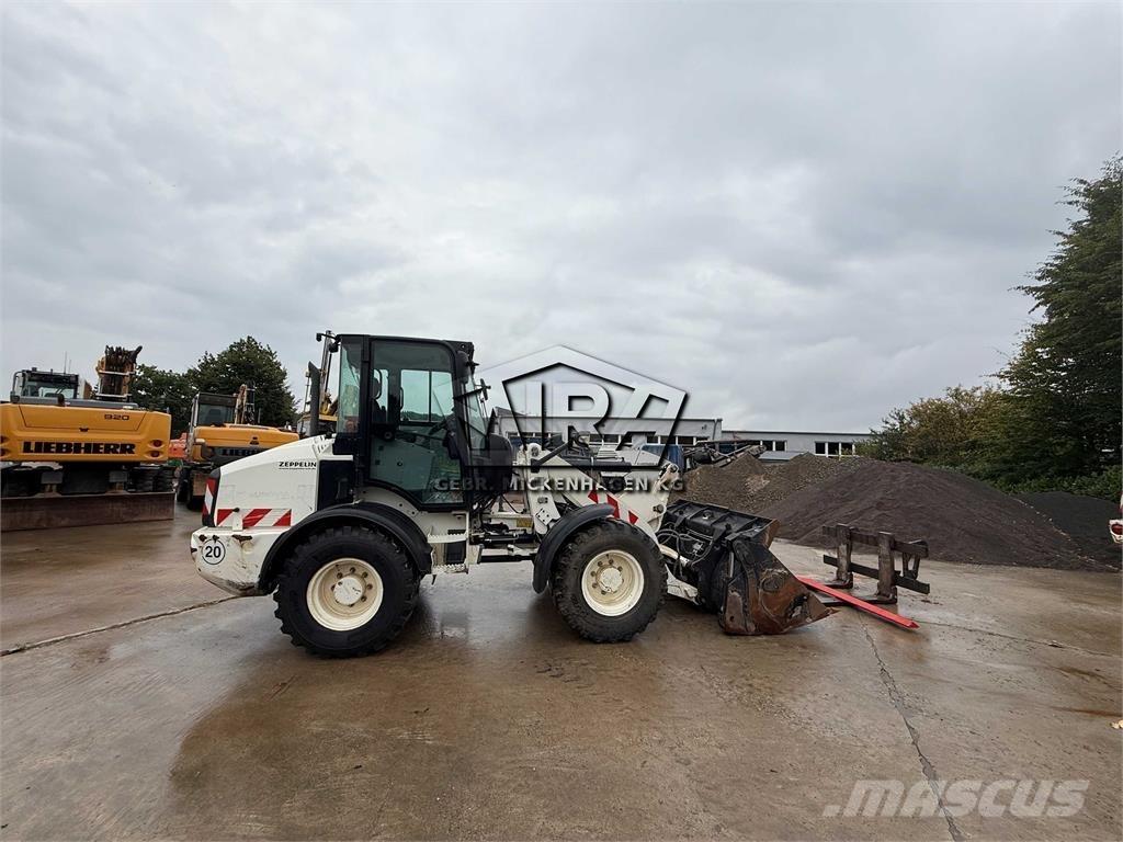 CAT 908M Wielladers