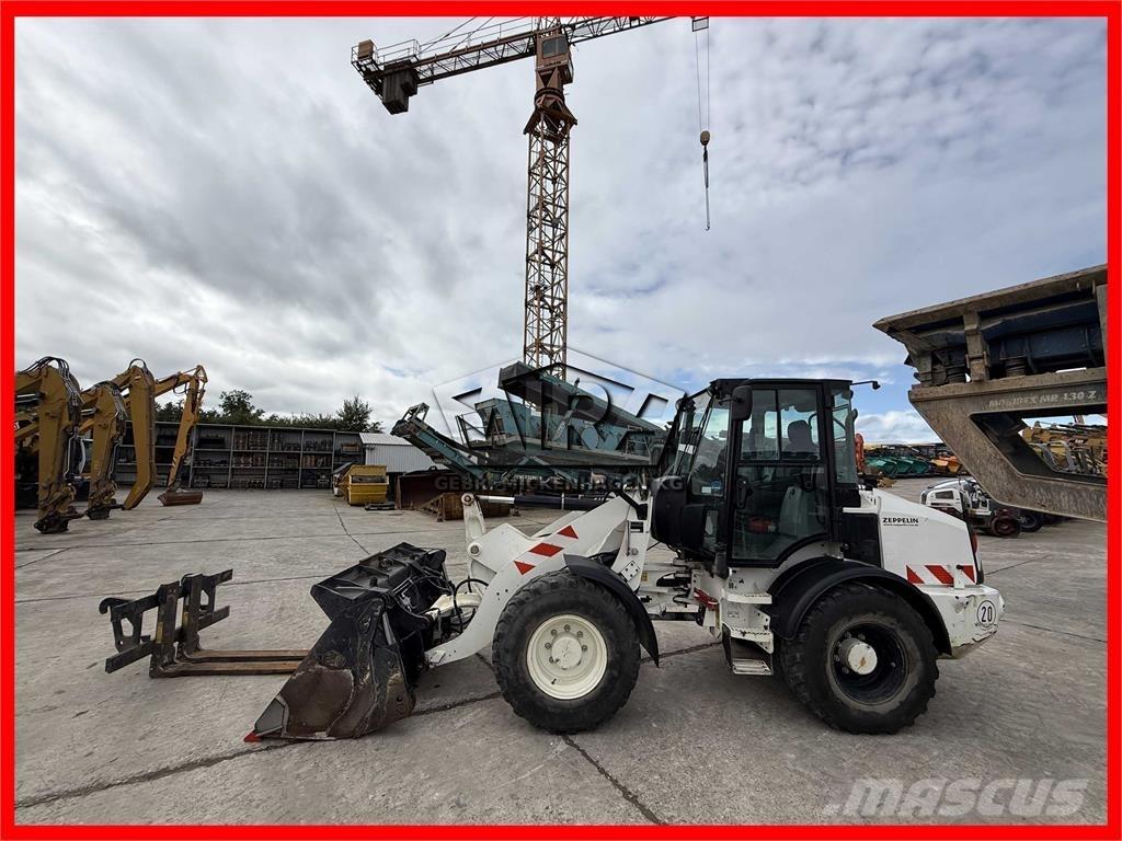 CAT 908M Wielladers