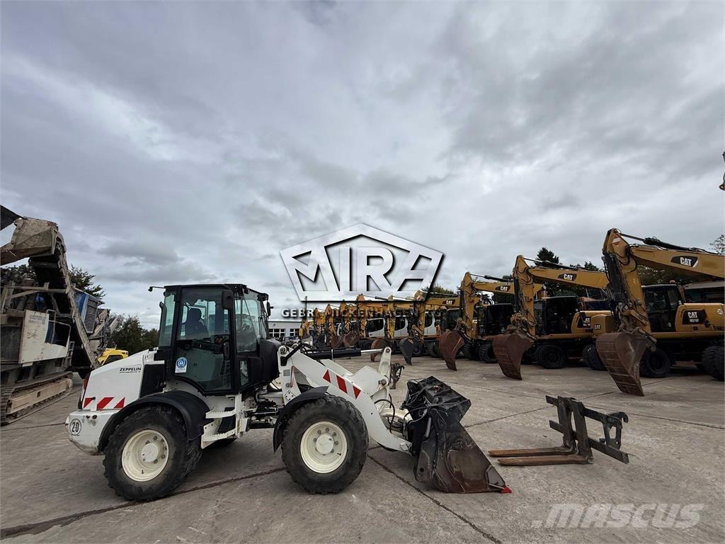 CAT 908M Wielladers