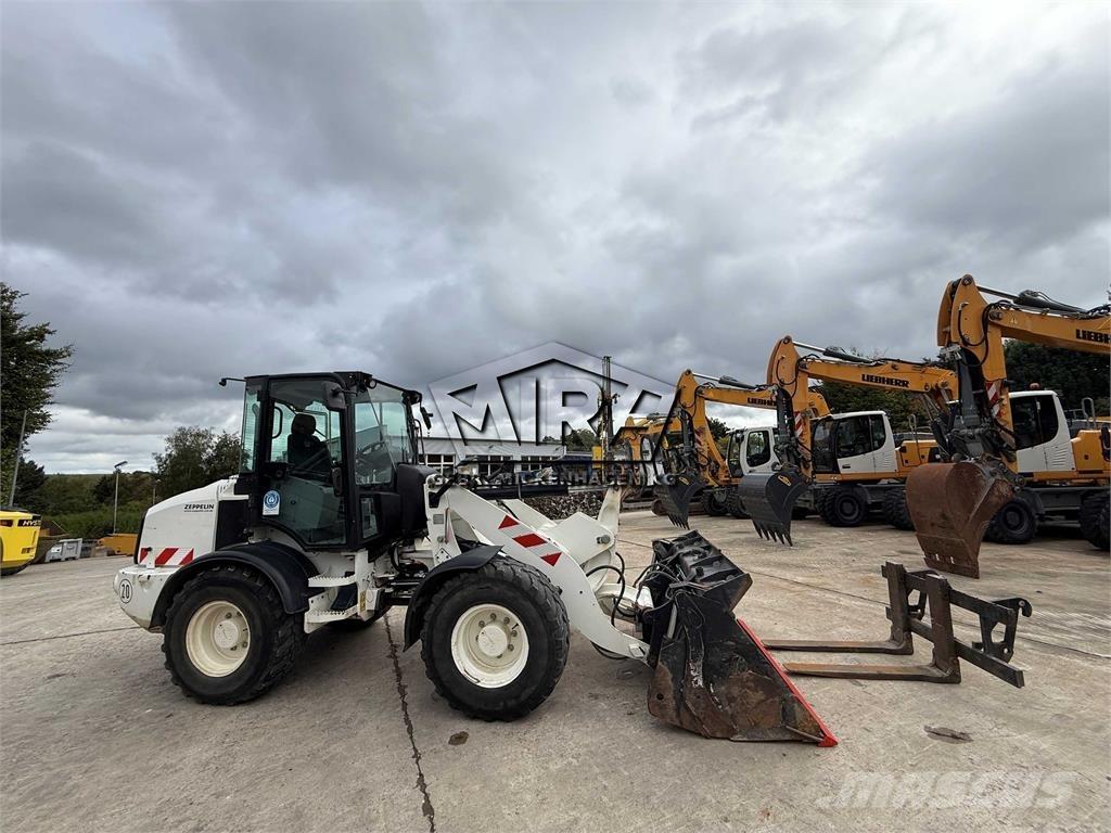 CAT 908M Wielladers
