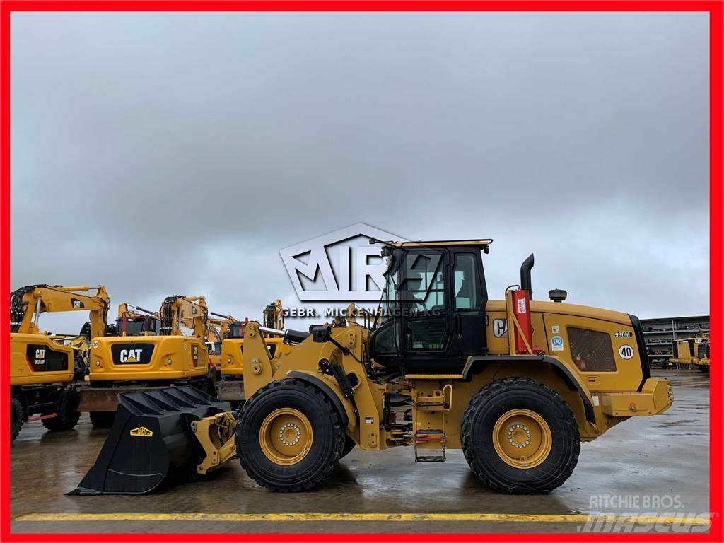 CAT 930M Wielladers