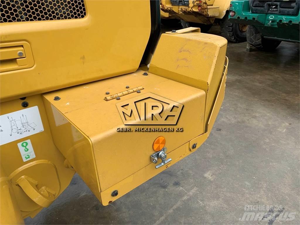 CAT 930M Wielladers