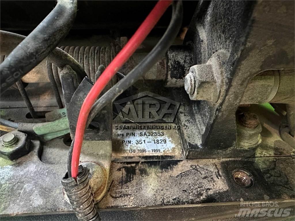 CAT 966 KXE / Sitz Cabine en interieur
