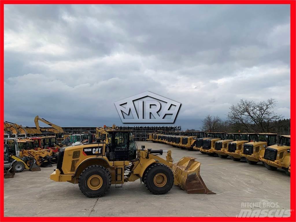 CAT 966M Wielladers