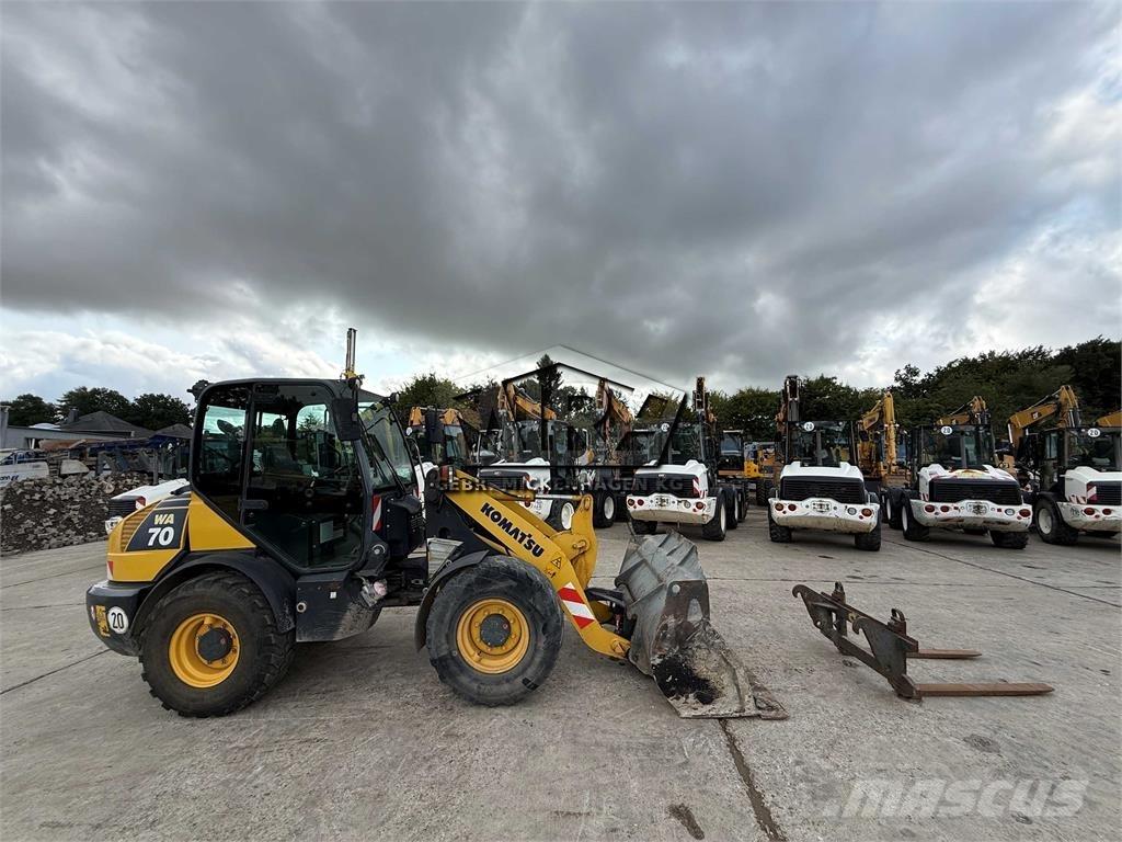 Komatsu WA70-7 Wielladers