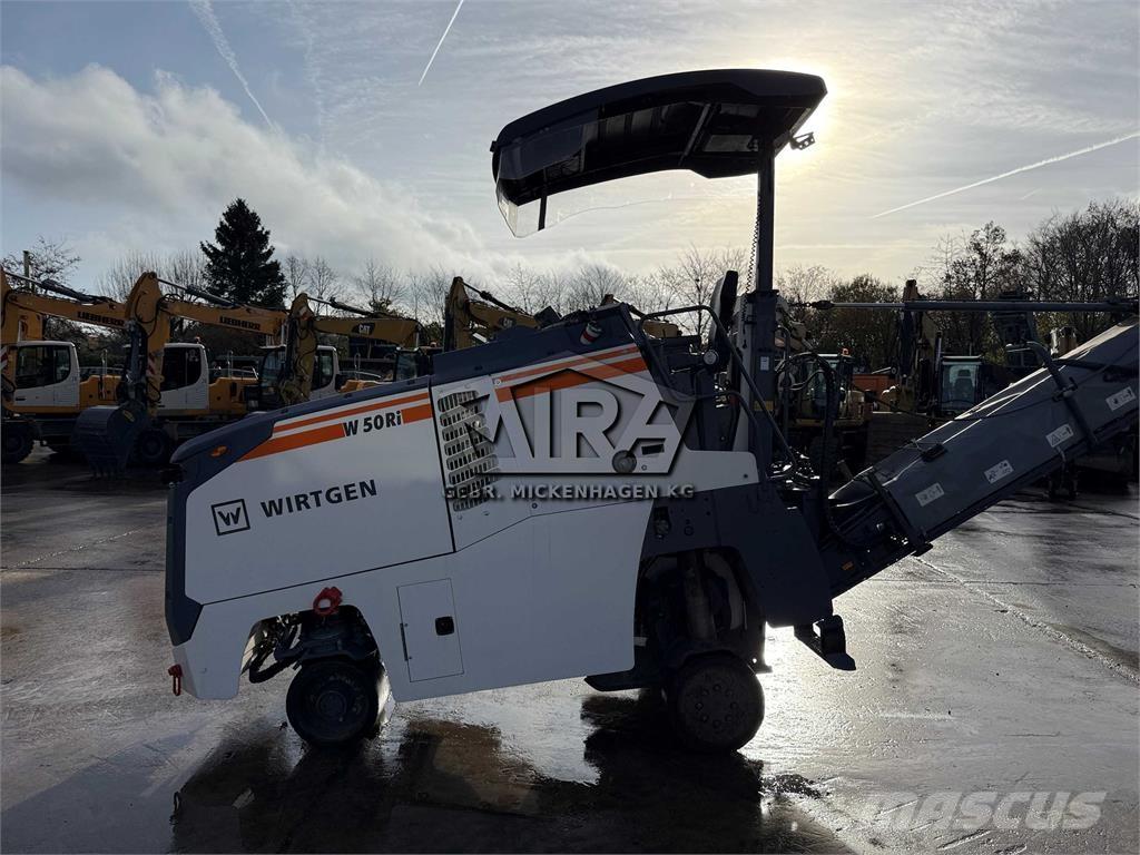 Wirtgen W 50 Ri Asfaltfrezen