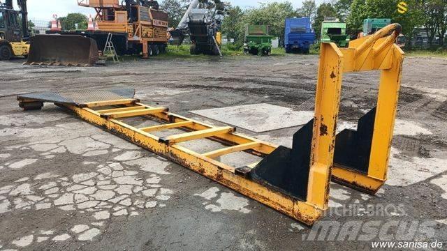  Abrollfahrgetsell Vrachtwagen met containersysteem