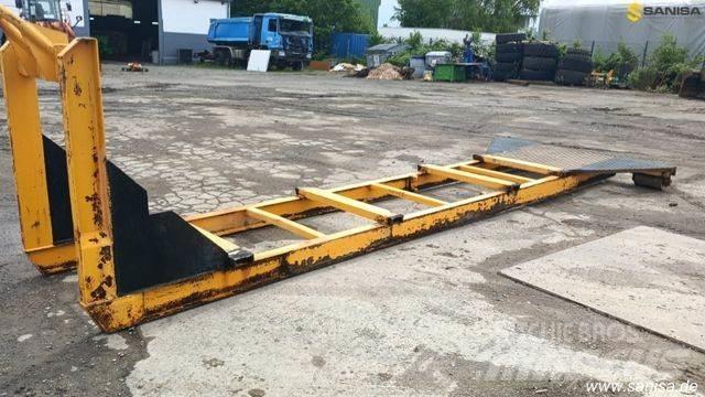  Abrollfahrgetsell Vrachtwagen met containersysteem