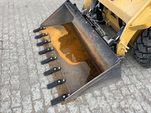 CAT 242D3 Bouw - Overige