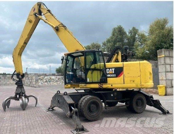 CAT 3022 Wielgraafmachines