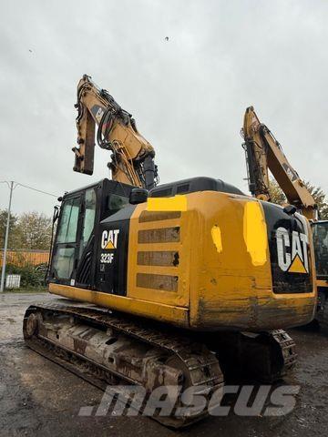 CAT 323 F Rupsgraafmachines