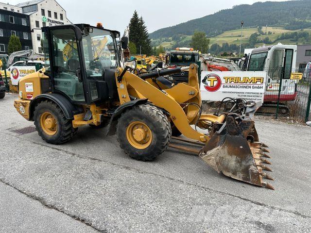 CAT 906H Wielgraafmachines