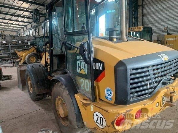 CAT 906M Wielladers
