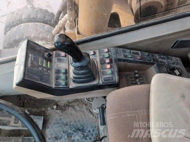 CAT M320 Wielgraafmachines