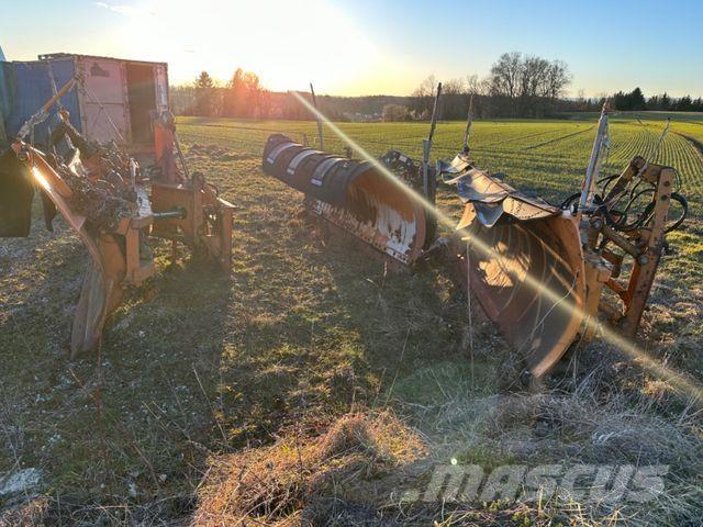 Dücker Schneepflug Wentelploegen