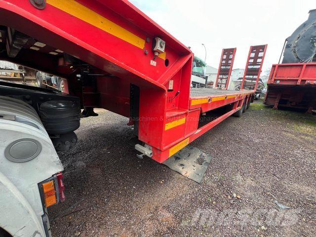 Faymonville STN-3UB Low loader-semi-trailers