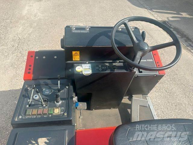 Hako JONAS 1100D Veegwagens