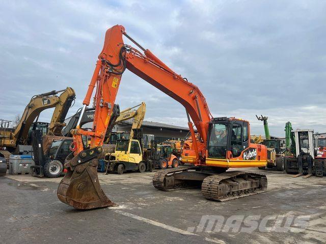 Komatsu HB 215 LC-1 Rupsgraafmachines