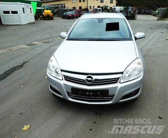 Opel Astra - Auto's