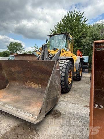 Volvo L 120 E Wielladers