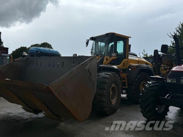 Volvo L 120 H Wielladers