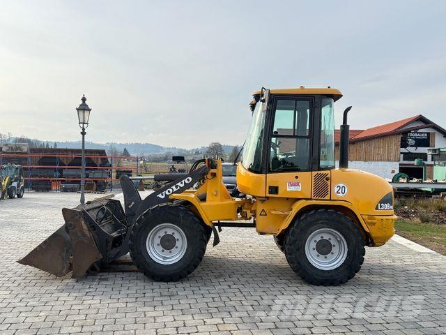 Volvo L 30 B Wielladers