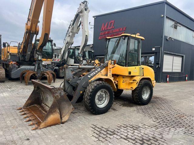 Volvo L30B Wielladers