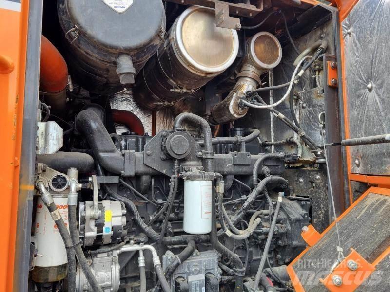 Doosan DL300 Wielladers