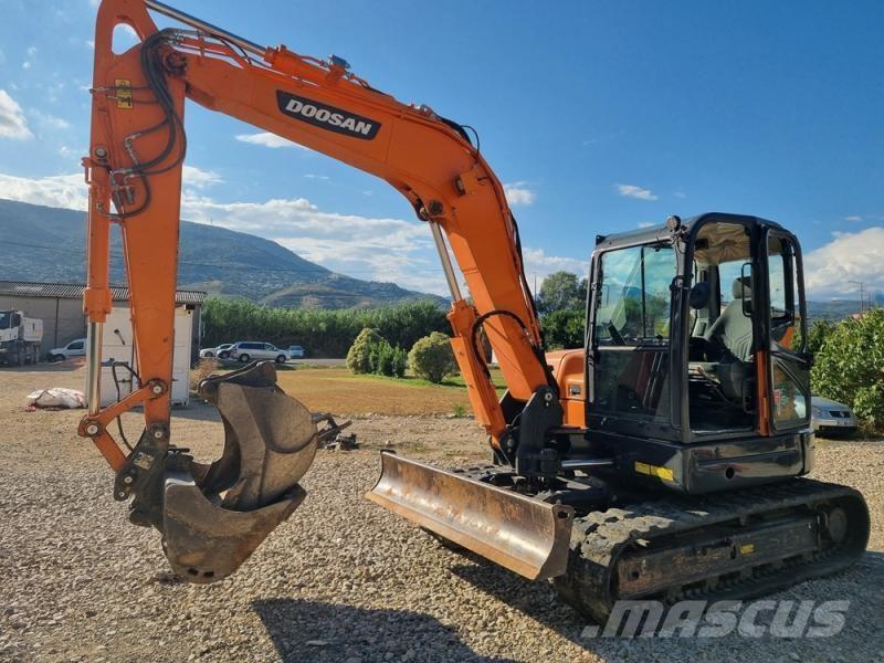 Doosan DX85 Minigraafmachines < 7t