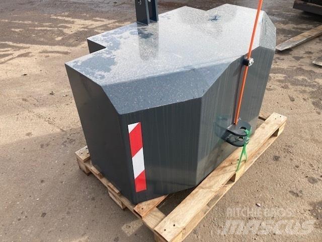  - - -  1500 KG Frontgewichten