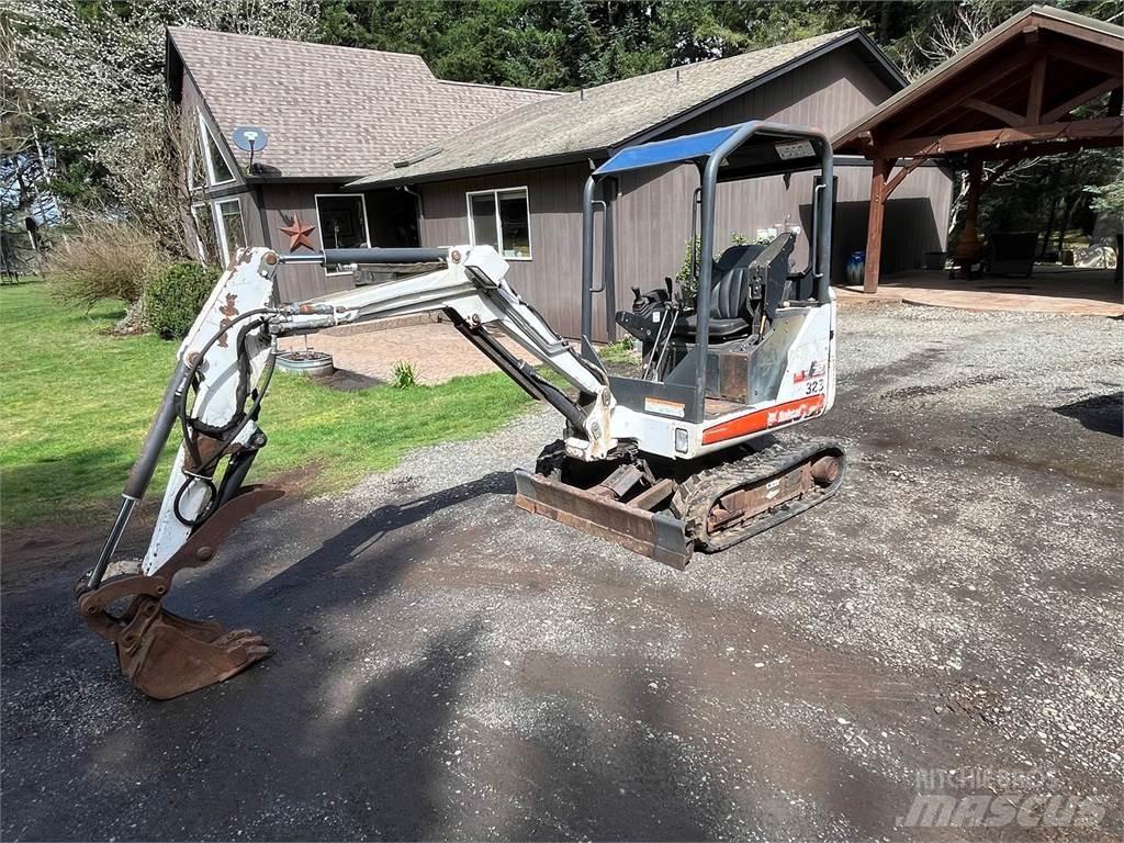 Bobcat 323 Rupsgraafmachines