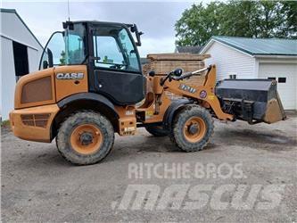 CASE 321F Wielladers