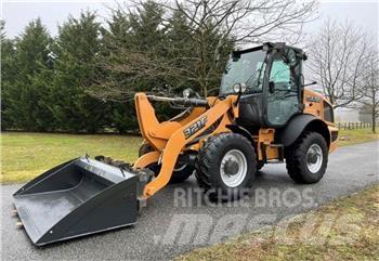 CASE 321F Wielladers