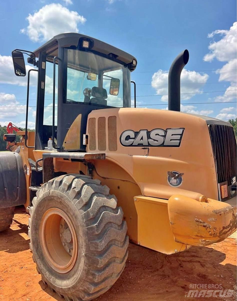 CASE 521F Wielladers