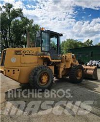 CASE 621B Wielladers