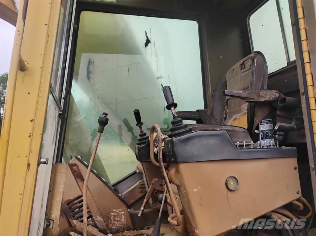 CAT 225 LC Rupsgraafmachines