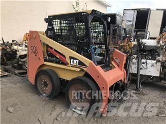 CAT 226B Schrankladers
